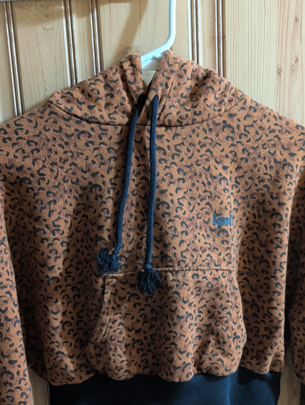 Levi's Rust Leopard Print Crewneck with Black Trim
